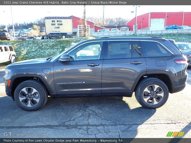Baltic Gray Metallic / Global Black/Wicker Beige 2022 Jeep Grand Cherokee 4XE Hybrid