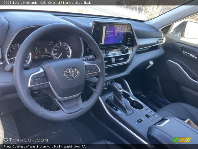 Celestial Silver Metallic / Black 2023 Toyota Highlander XLE