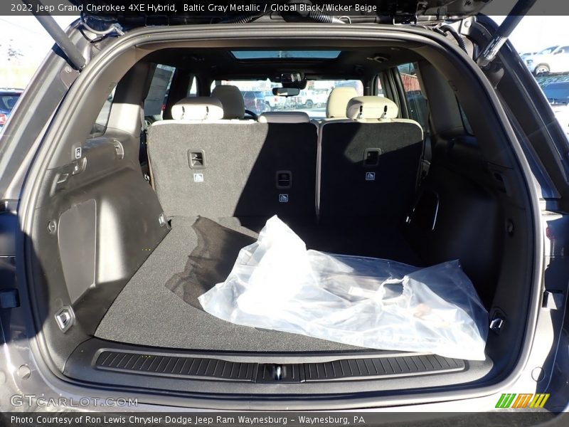 Baltic Gray Metallic / Global Black/Wicker Beige 2022 Jeep Grand Cherokee 4XE Hybrid