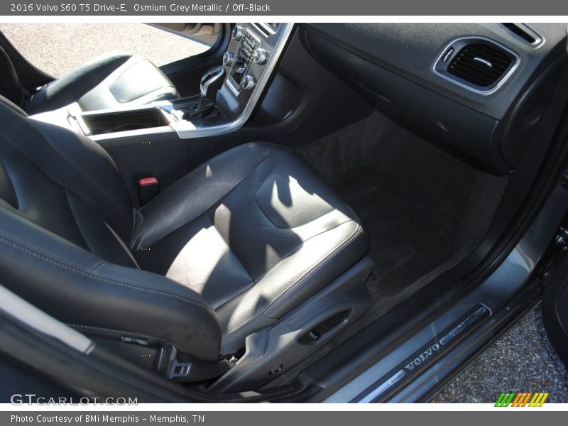 Osmium Grey Metallic / Off-Black 2016 Volvo S60 T5 Drive-E