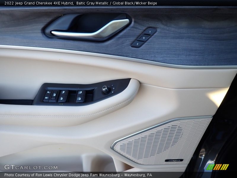 Baltic Gray Metallic / Global Black/Wicker Beige 2022 Jeep Grand Cherokee 4XE Hybrid
