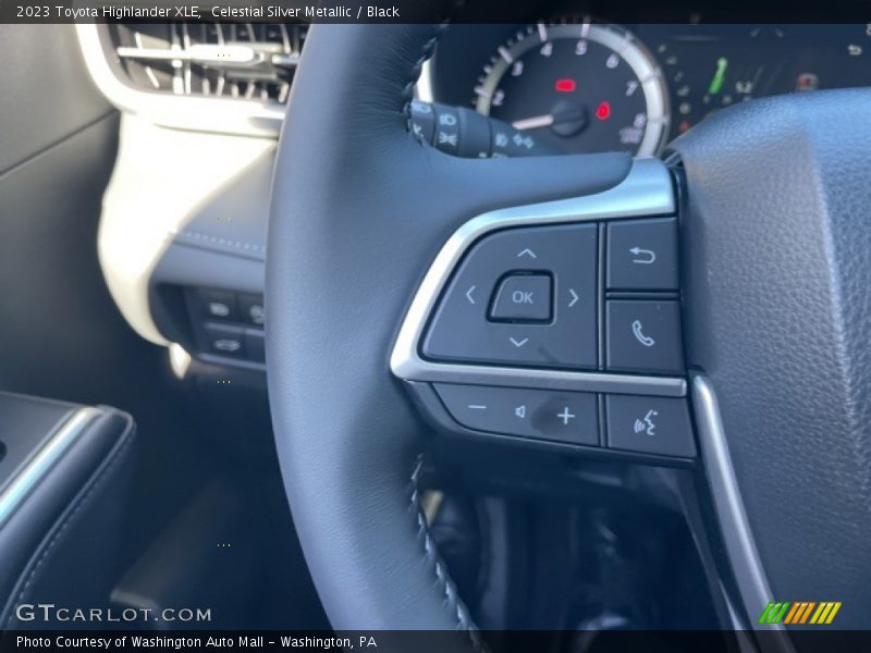 Celestial Silver Metallic / Black 2023 Toyota Highlander XLE