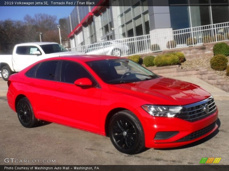 Tornado Red / Titan Black 2019 Volkswagen Jetta SE