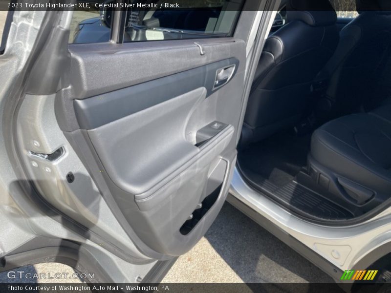 Celestial Silver Metallic / Black 2023 Toyota Highlander XLE