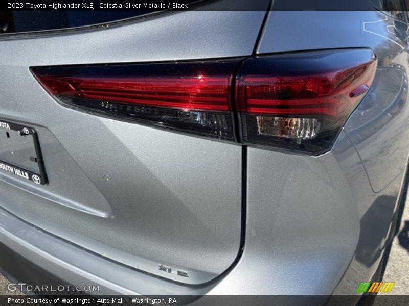 Celestial Silver Metallic / Black 2023 Toyota Highlander XLE