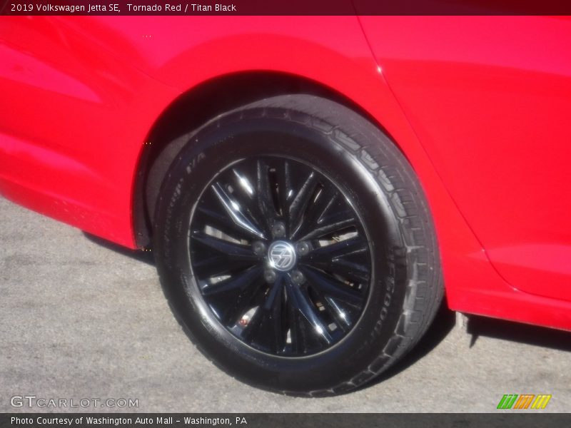 Tornado Red / Titan Black 2019 Volkswagen Jetta SE