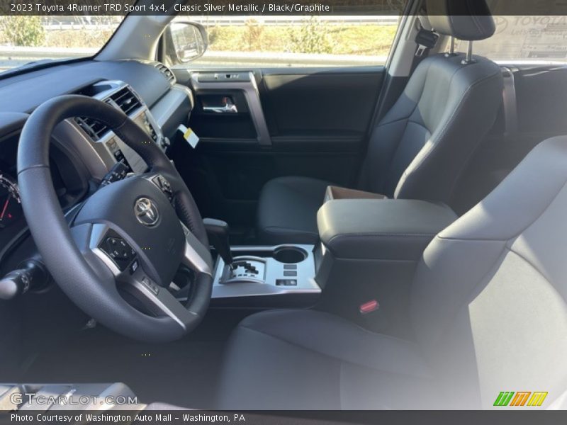 Classic Silver Metallic / Black/Graphite 2023 Toyota 4Runner TRD Sport 4x4