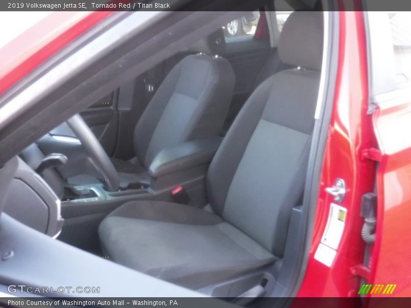 Tornado Red / Titan Black 2019 Volkswagen Jetta SE
