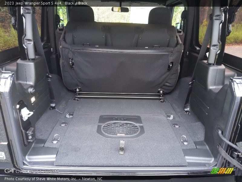  2023 Wrangler Sport S 4x4 Trunk