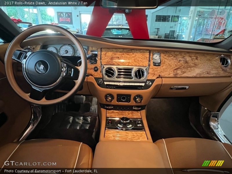 Dashboard of 2017 Dawn 