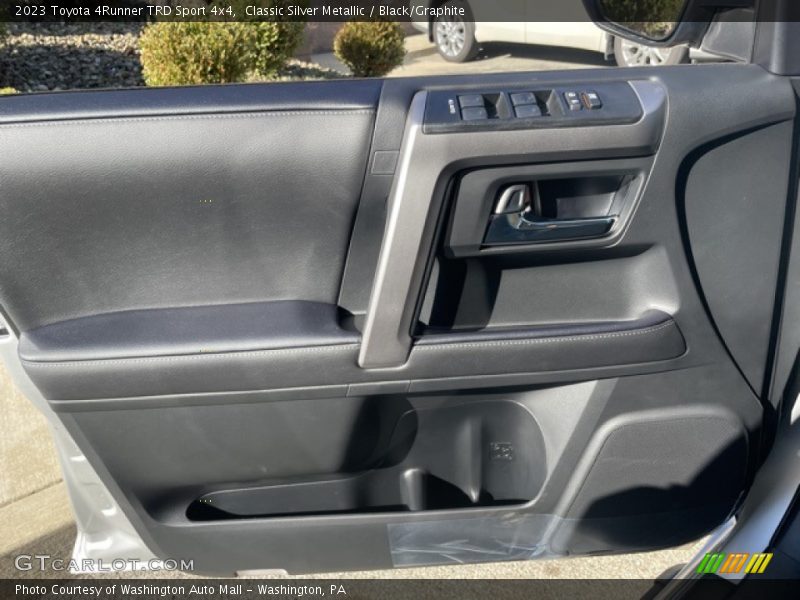 Classic Silver Metallic / Black/Graphite 2023 Toyota 4Runner TRD Sport 4x4