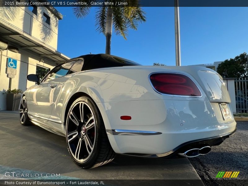 Glacier White / Linen 2015 Bentley Continental GT V8 S Convertible