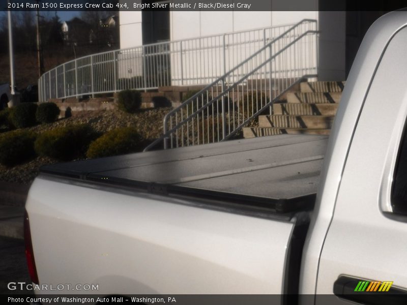 Bright Silver Metallic / Black/Diesel Gray 2014 Ram 1500 Express Crew Cab 4x4