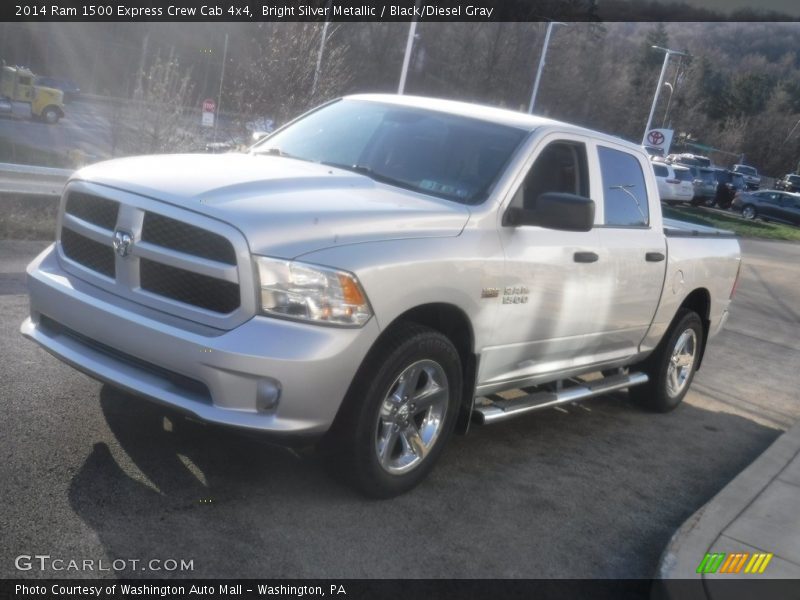 Bright Silver Metallic / Black/Diesel Gray 2014 Ram 1500 Express Crew Cab 4x4