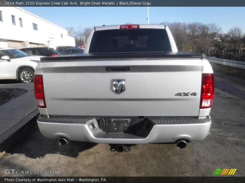 Bright Silver Metallic / Black/Diesel Gray 2014 Ram 1500 Express Crew Cab 4x4