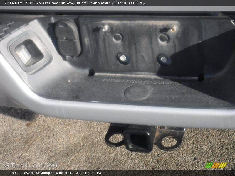 Bright Silver Metallic / Black/Diesel Gray 2014 Ram 1500 Express Crew Cab 4x4