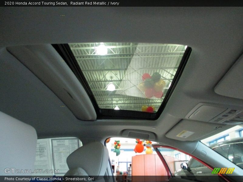 Radiant Red Metallic / Ivory 2020 Honda Accord Touring Sedan