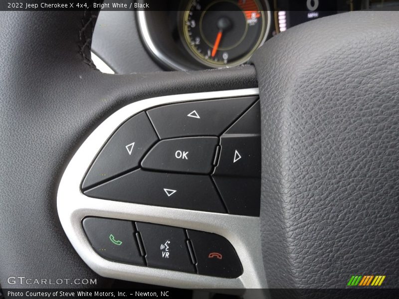 Bright White / Black 2022 Jeep Cherokee X 4x4