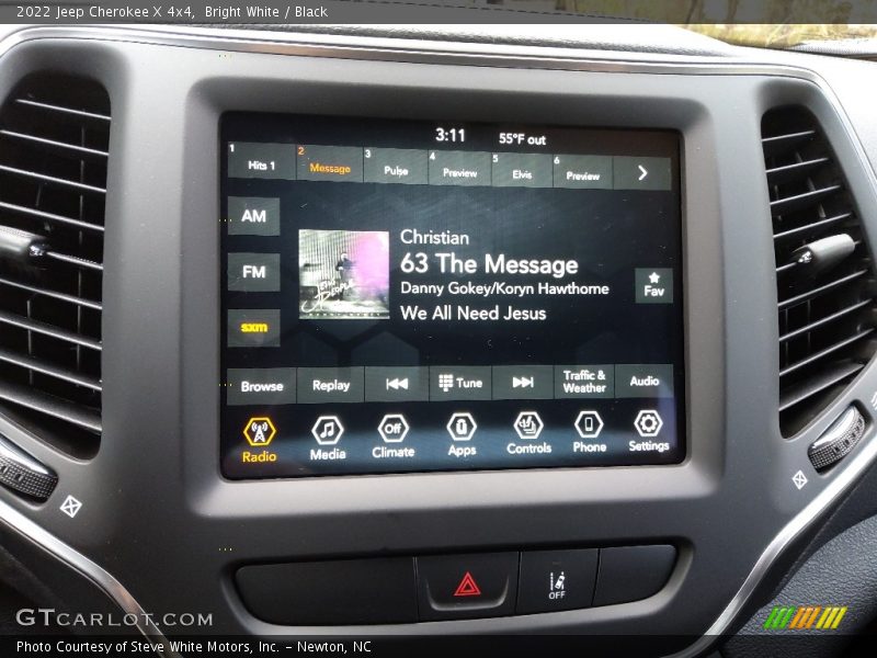 Bright White / Black 2022 Jeep Cherokee X 4x4