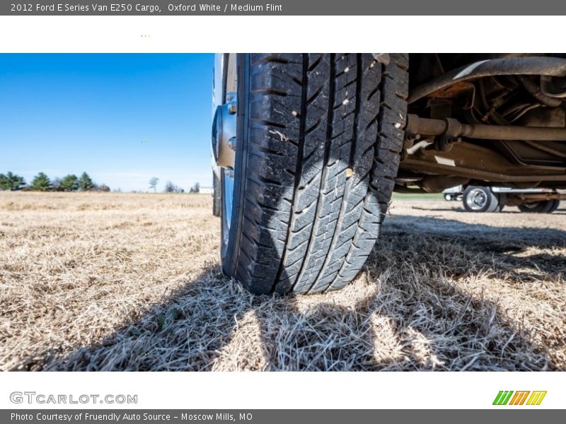 Oxford White / Medium Flint 2012 Ford E Series Van E250 Cargo