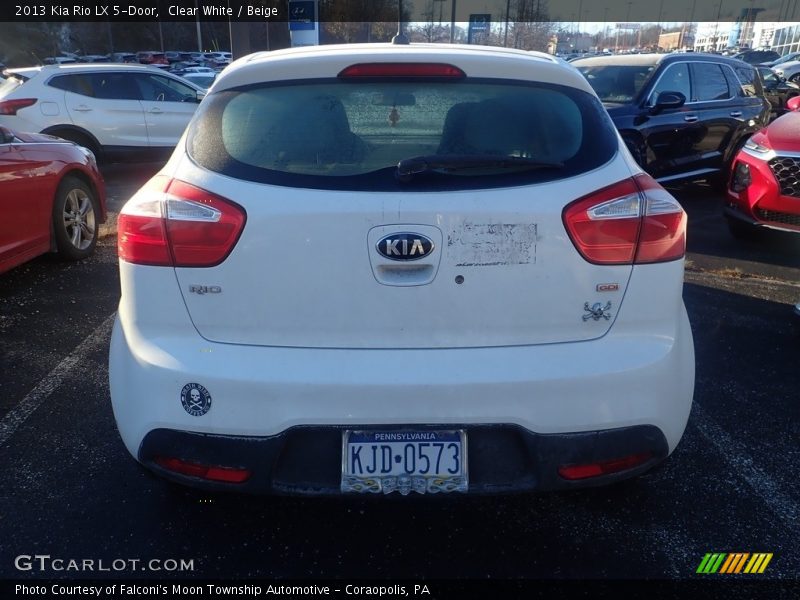 Clear White / Beige 2013 Kia Rio LX 5-Door