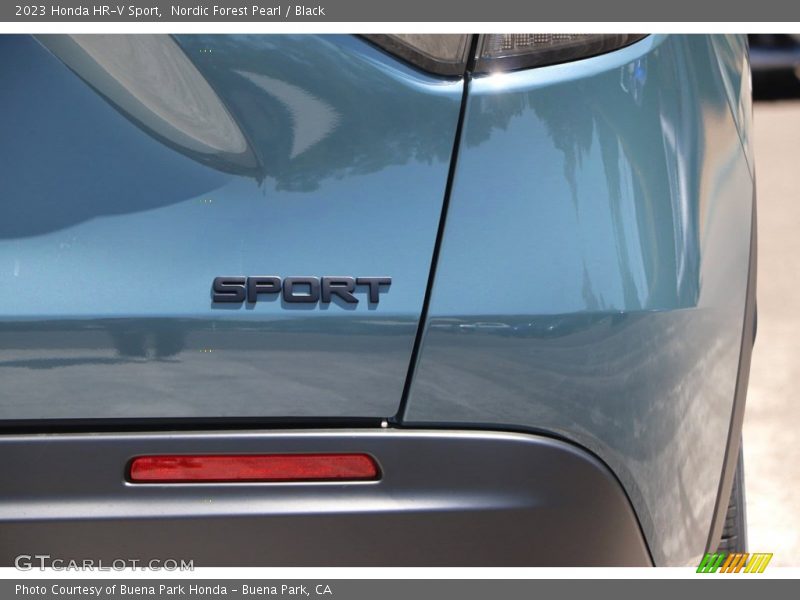 Nordic Forest Pearl / Black 2023 Honda HR-V Sport