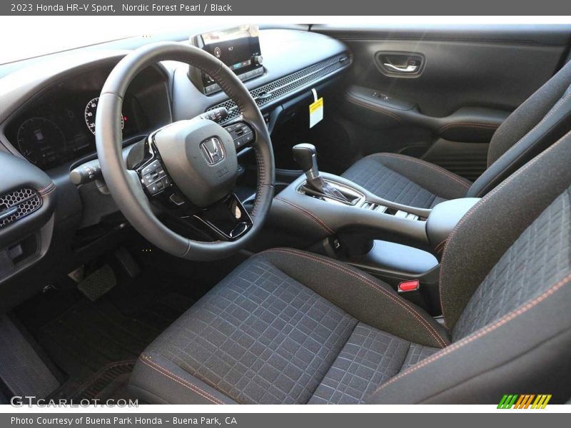 Nordic Forest Pearl / Black 2023 Honda HR-V Sport
