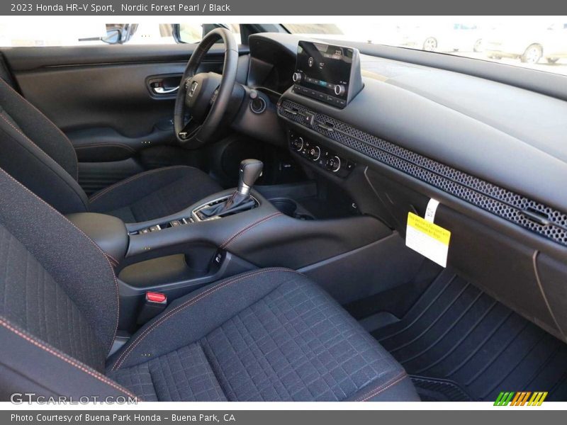Nordic Forest Pearl / Black 2023 Honda HR-V Sport