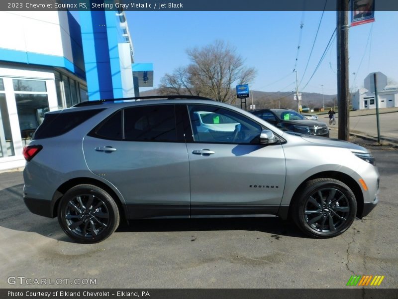 Sterling Gray Metallic / Jet Black 2023 Chevrolet Equinox RS