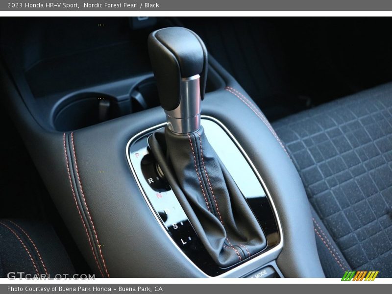 Nordic Forest Pearl / Black 2023 Honda HR-V Sport