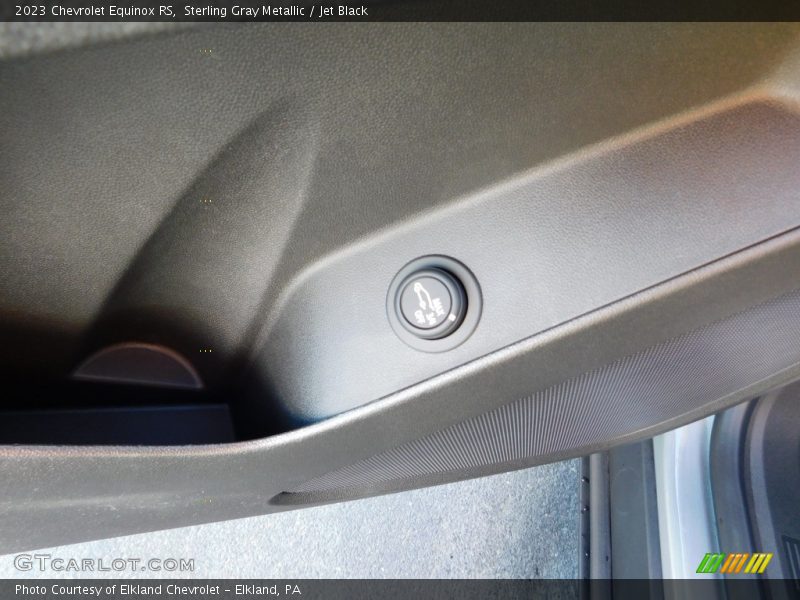Sterling Gray Metallic / Jet Black 2023 Chevrolet Equinox RS