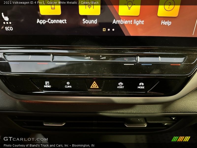 Glacier White Metallic / Galaxy Black 2021 Volkswagen ID.4 Pro S