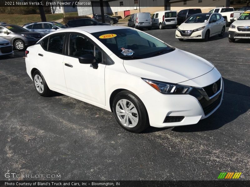 Front 3/4 View of 2021 Versa S
