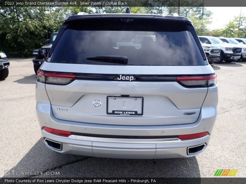 Silver Zynith / Global Black 2023 Jeep Grand Cherokee Summit 4x4