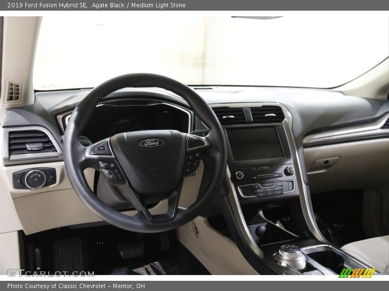 Agate Black / Medium Light Stone 2019 Ford Fusion Hybrid SE