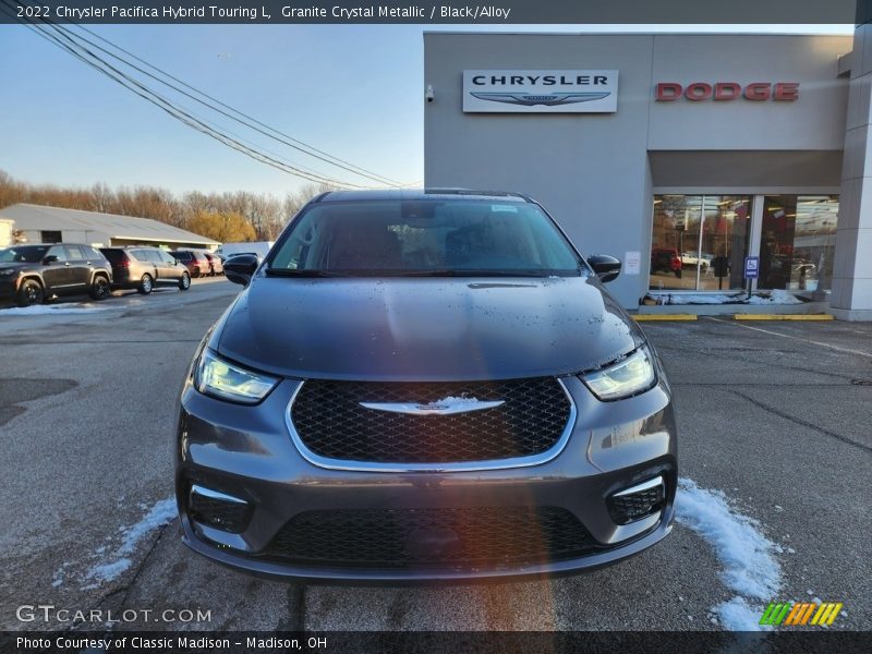 Granite Crystal Metallic / Black/Alloy 2022 Chrysler Pacifica Hybrid Touring L