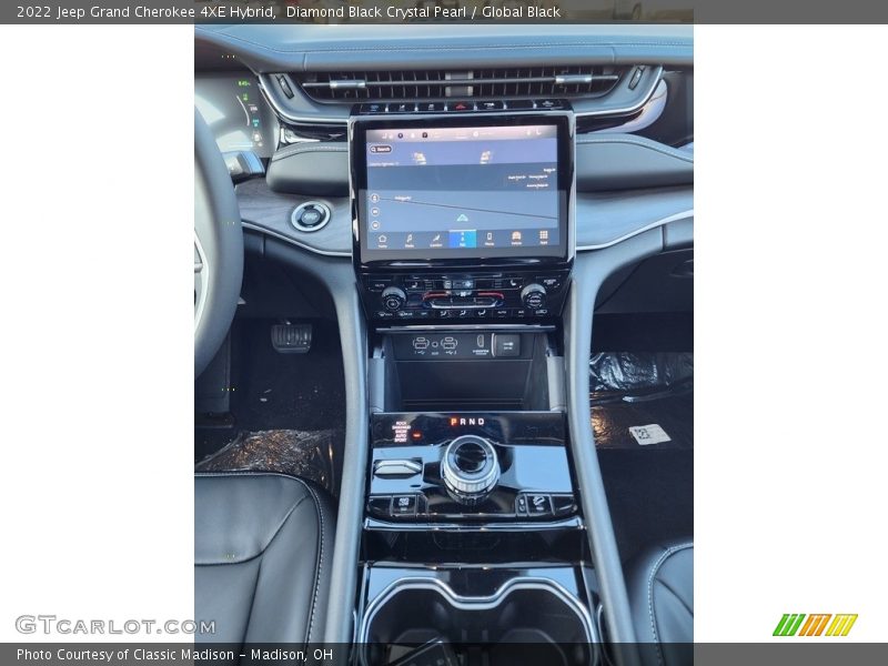 Diamond Black Crystal Pearl / Global Black 2022 Jeep Grand Cherokee 4XE Hybrid