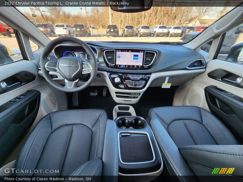 Granite Crystal Metallic / Black/Alloy 2022 Chrysler Pacifica Touring L