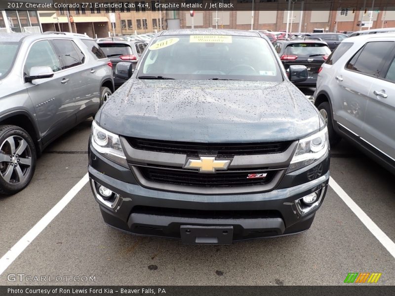 Graphite Metallic / Jet Black 2017 Chevrolet Colorado Z71 Extended Cab 4x4