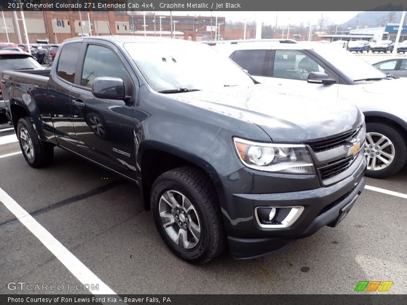 Graphite Metallic / Jet Black 2017 Chevrolet Colorado Z71 Extended Cab 4x4