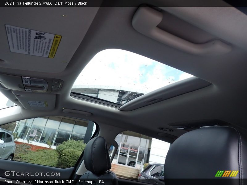 Sunroof of 2021 Telluride S AWD