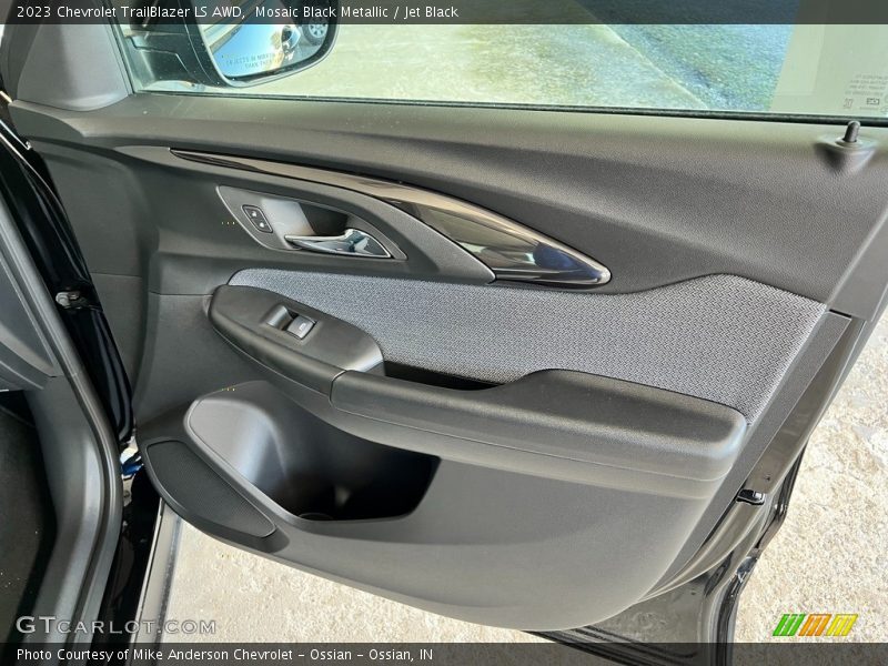 Mosaic Black Metallic / Jet Black 2023 Chevrolet TrailBlazer LS AWD