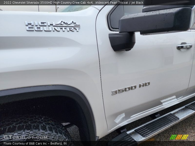 Iridescent Pearl Tricoat / Jet Black 2022 Chevrolet Silverado 3500HD High Country Crew Cab 4x4