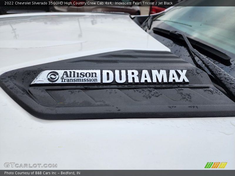 Iridescent Pearl Tricoat / Jet Black 2022 Chevrolet Silverado 3500HD High Country Crew Cab 4x4