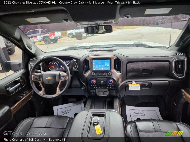 Iridescent Pearl Tricoat / Jet Black 2022 Chevrolet Silverado 3500HD High Country Crew Cab 4x4