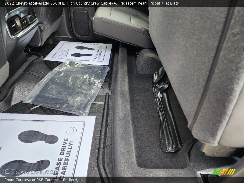 Iridescent Pearl Tricoat / Jet Black 2022 Chevrolet Silverado 3500HD High Country Crew Cab 4x4