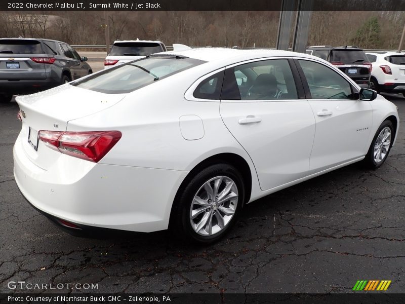 Summit White / Jet Black 2022 Chevrolet Malibu LT