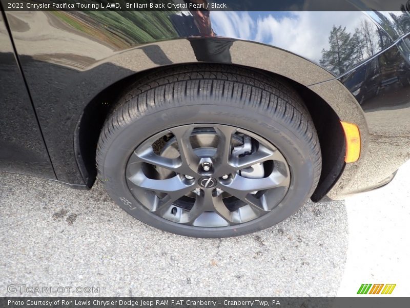 Brilliant Black Crystal Pearl / Black 2022 Chrysler Pacifica Touring L AWD