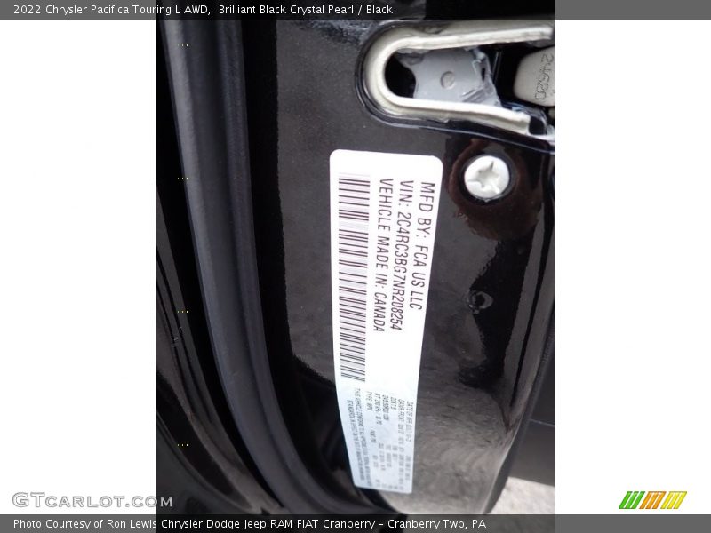 Brilliant Black Crystal Pearl / Black 2022 Chrysler Pacifica Touring L AWD