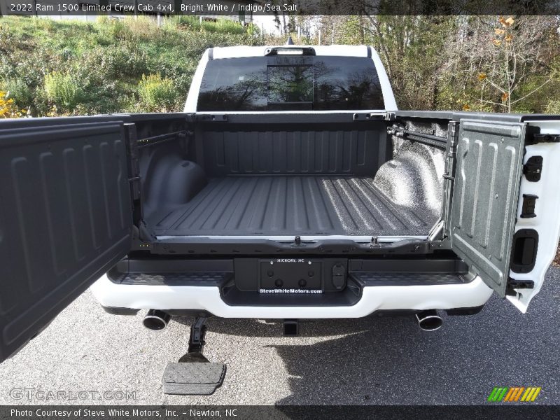Bright White / Indigo/Sea Salt 2022 Ram 1500 Limited Crew Cab 4x4